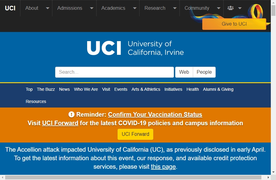 23 Examples of University Websites With Fantastic Designs 8